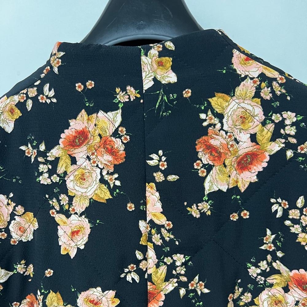 ZARA | Black Quilted Peach & Cream Floral filled Jacket - Picture 15 of 16